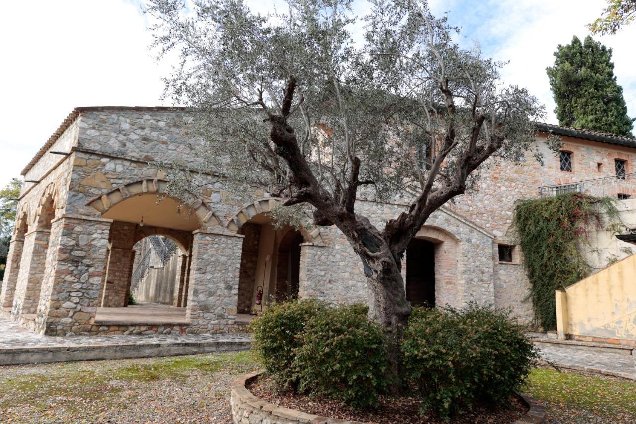 Hotel Corte Dei Tini Teramo Exterior photo